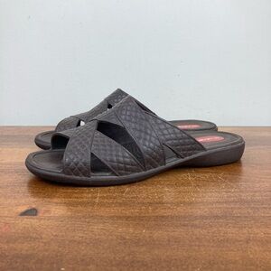 Okabashi Brown Quilted Cross Strap Slides Sandals Women’s Size S (5/6) Made USA.